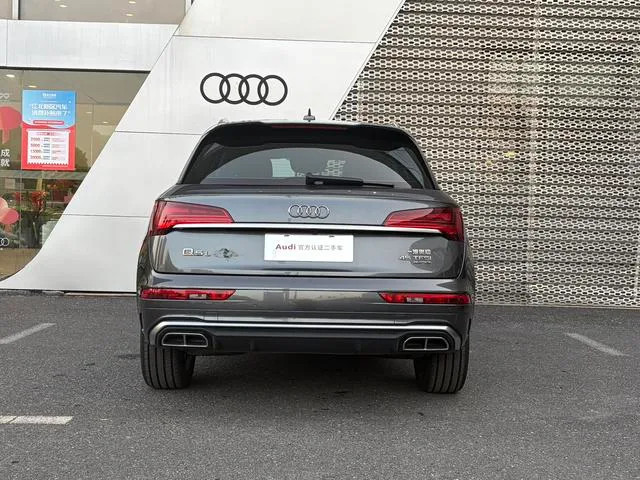 Audi Q5L 2023 45T Deluxe Dynamic exterior photo 5