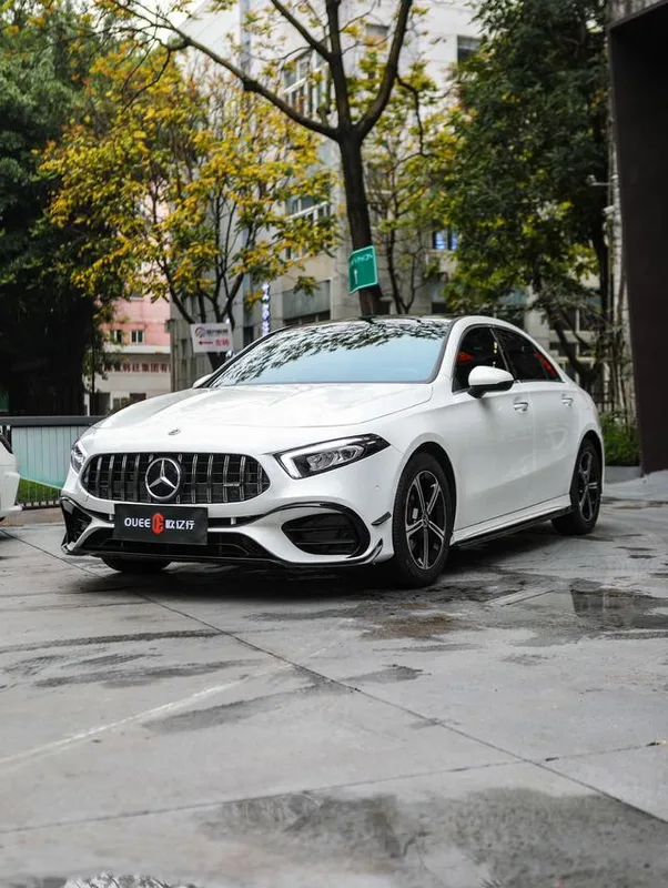 Mercedes-Benz A-Class 2022 Restyling A 200 L Sport Sedan Fashion Edition exterior photo 2 Mercedes-Benz A-Class 2022 Restyling A 200 L Sport Sedan Fashion Edition exterior photo 2