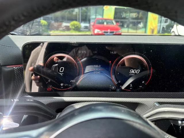 Mercedes-Benz A-Class 2022 Restyling A 200 L Sport Sedan Fashion Edition interior photo 6 Mercedes-Benz A-Class 2022 Restyling A 200 L Sport Sedan Fashion Edition interior photo 6
