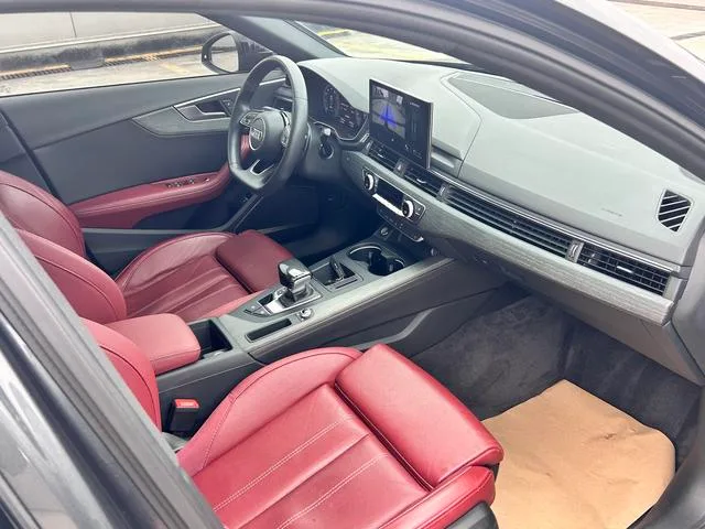 Audi A4L 2022 40 TFSI Deluxe Dynamic exterior photo 10 Audi A4L 2022 40 TFSI Deluxe Dynamic exterior photo 10