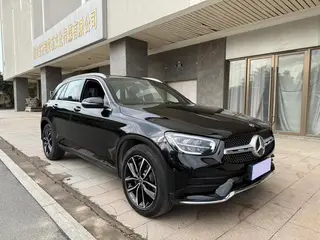 Mercedes-Benz GLC 2021 GLC 260 L 4MATIC Luxury type exterior photo 3 Mercedes-Benz GLC 2021 GLC 260 L 4MATIC Luxury type exterior photo 3