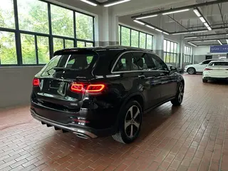Mercedes-Benz GLC 2022 Trois lifting GLC 260 L 4MATIC Type dynamique extérieur photo 9 Mercedes-Benz GLC 2022 Trois lifting GLC 260 L 4MATIC Type dynamique extérieur photo 9