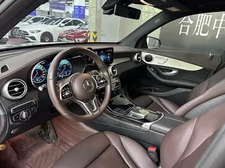 Mercedes-Benz GLC 2022 Trois lifting GLC 260 L 4MATIC Type dynamique intérieur photo 11 Mercedes-Benz GLC 2022 Trois lifting GLC 260 L 4MATIC Type dynamique intérieur photo 11