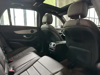 Mercedes-Benz GLC 2022 Trois lifting GLC 260 L 4MATIC Type dynamique intérieur photo 20 Mercedes-Benz GLC 2022 Trois lifting GLC 260 L 4MATIC Type dynamique intérieur photo 20