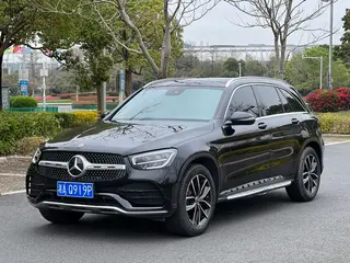 Mercedes-Benz GLC 2021 GLC 300 L 4MATIC Dinámico exterior foto 1 Mercedes-Benz GLC 2021 GLC 300 L 4MATIC Dinámico exterior foto 1