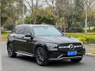Mercedes-Benz GLC 2021 GLC 300 L 4MATIC Dinámico exterior foto 3 Mercedes-Benz GLC 2021 GLC 300 L 4MATIC Dinámico exterior foto 3