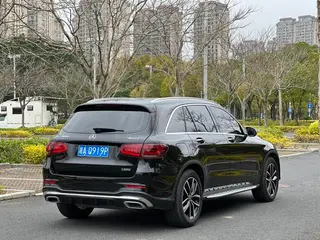 Mercedes-Benz GLC 2021 GLC 300 L 4MATIC Dinámico interior foto 7 Mercedes-Benz GLC 2021 GLC 300 L 4MATIC Dinámico interior foto 7