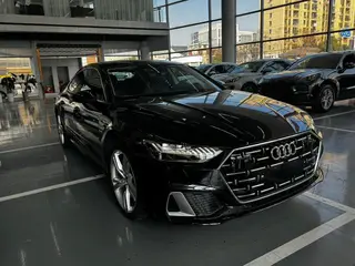 Audi A7L 2022 45 TFSI S-line Dream Building Youth Edition exterior photo 3 Audi A7L 2022 45 TFSI S-line Dream Building Youth Edition exterior photo 3