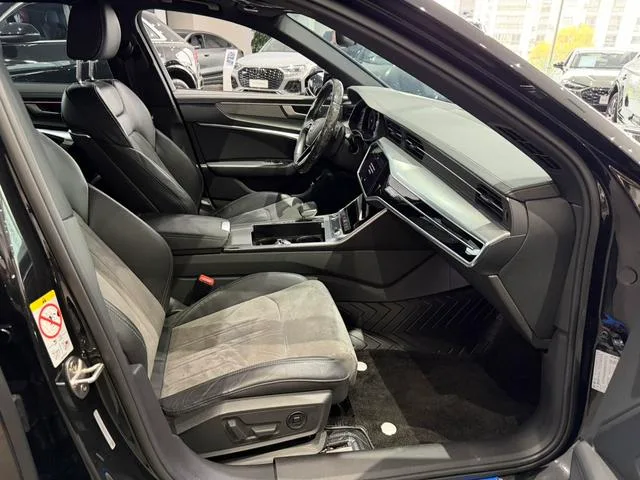 Audi A6L 2022 40 TFSI Роскошный динамичный тип интерьер фото 8