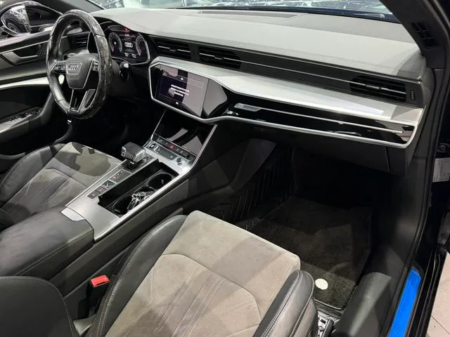 Audi A6L 2022 40 TFSI Роскошный динамичный тип интерьер фото 9