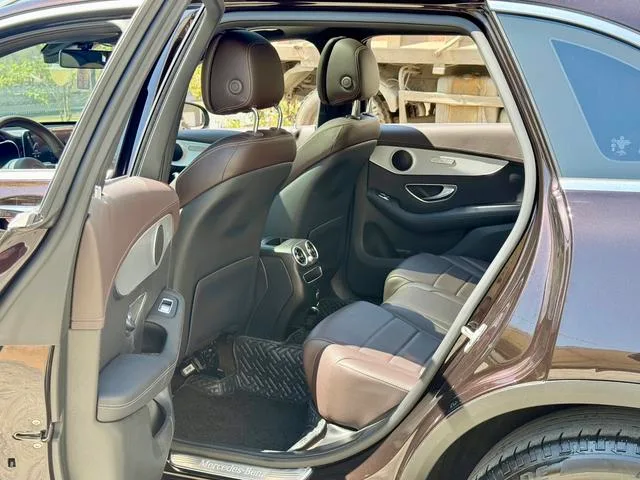 Mercedes-Benz GLC 2022 GLC 260 L 4MATIC Dinámico exterior foto 6 Mercedes-Benz GLC 2022 GLC 260 L 4MATIC Dinámico exterior foto 6