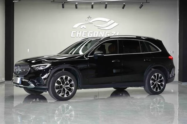 Mercedes-Benz GLC 2024 GLC 260 L 4MATIC Type dynamique 5 Siège extérieur photo 1 Mercedes-Benz GLC 2024 GLC 260 L 4MATIC Type dynamique 5 Siège extérieur photo 1