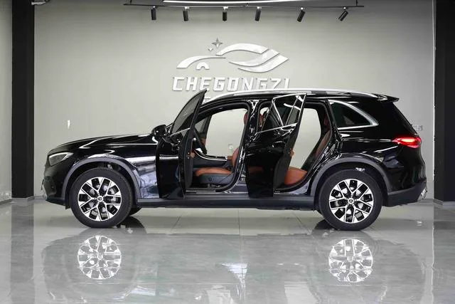Mercedes-Benz GLC 2024 GLC 260 L 4MATIC Type dynamique 5 Siège extérieur photo 7 Mercedes-Benz GLC 2024 GLC 260 L 4MATIC Type dynamique 5 Siège extérieur photo 7