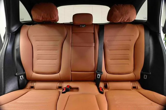 Mercedes-Benz GLC 2024 GLC 260 L 4MATIC Type dynamique 5 Siège extérieur photo 9 Mercedes-Benz GLC 2024 GLC 260 L 4MATIC Type dynamique 5 Siège extérieur photo 9