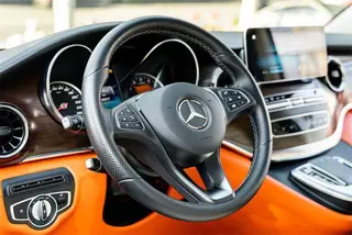 Mercedes-Benz V-Class 2022 V 260 Version pilote extérieur photo 10 Mercedes-Benz V-Class 2022 V 260 Version pilote extérieur photo 10