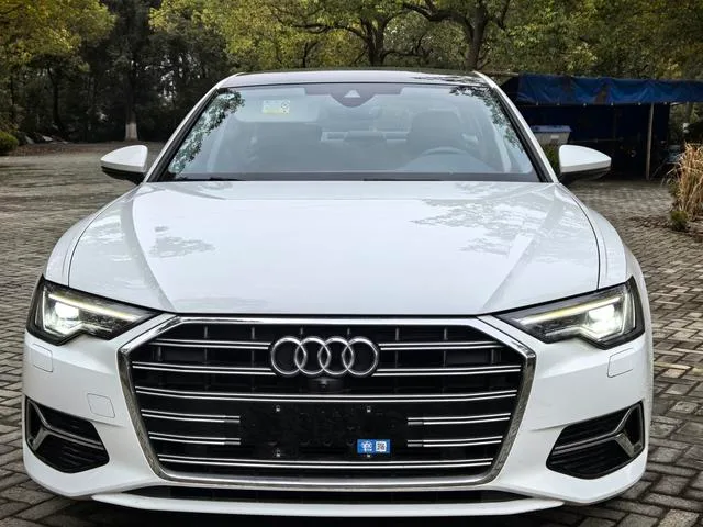 Audi A6L 2024 45 TFSI Tipo dinámico de selección exterior foto 2 Audi A6L 2024 45 TFSI Tipo dinámico de selección exterior foto 2