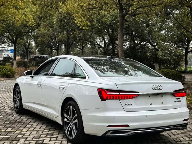Audi A6L 2024 45 TFSI Tipo dinámico de selección interior foto 11 Audi A6L 2024 45 TFSI Tipo dinámico de selección interior foto 11