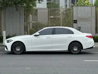 Mercedes-Benz C-Class 2023 Mise à jour C 200 L Version sportive extérieur photo 7 Mercedes-Benz C-Class 2023 Mise à jour C 200 L Version sportive extérieur photo 7