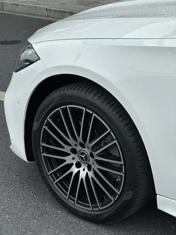 Mercedes-Benz C-Class 2023 Mise à jour C 200 L Version sportive extérieur photo 8 Mercedes-Benz C-Class 2023 Mise à jour C 200 L Version sportive extérieur photo 8