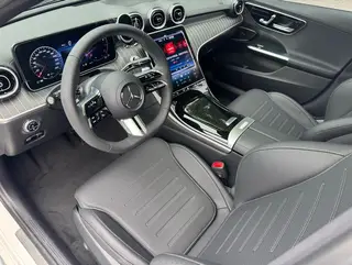 Mercedes-Benz C-Class 2023 Mise à jour C 200 L Version sportive intérieur photo 11 Mercedes-Benz C-Class 2023 Mise à jour C 200 L Version sportive intérieur photo 11