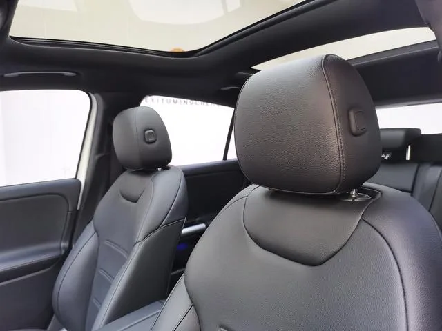 Mercedes-Benz GLA 2022 Reforma GLA 200 interior foto 11 Mercedes-Benz GLA 2022 Reforma GLA 200 interior foto 11