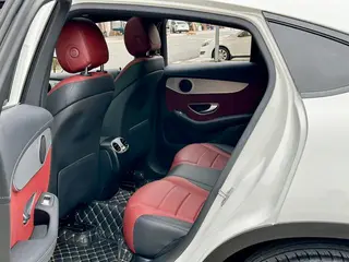 Mercedes-Benz GLC Coupe 2022 Reforma GLC 260 4MATIC Coupé SUV exterior foto 8 Mercedes-Benz GLC Coupe 2022 Reforma GLC 260 4MATIC Coupé SUV exterior foto 8