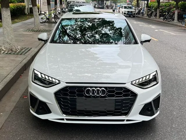 Audi A4L 2020 40 TFSI Fashion dynamic type exterior photo 2 Audi A4L 2020 40 TFSI Fashion dynamic type exterior photo 2