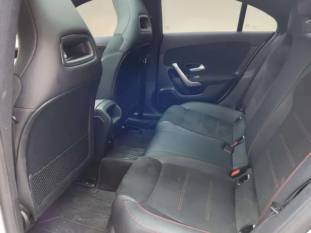 Mercedes-Benz CLA 2024 CLA 200 Four-door coupe interior photo 19 Mercedes-Benz CLA 2024 CLA 200 Four-door coupe interior photo 19