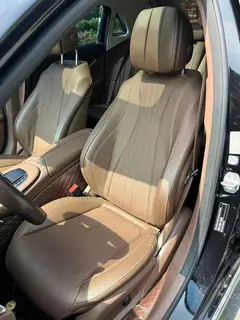 Mercedes-Benz E-Class 2023 E 300 L De lujo Coche interior foto 11 Mercedes-Benz E-Class 2023 E 300 L De lujo Coche interior foto 11