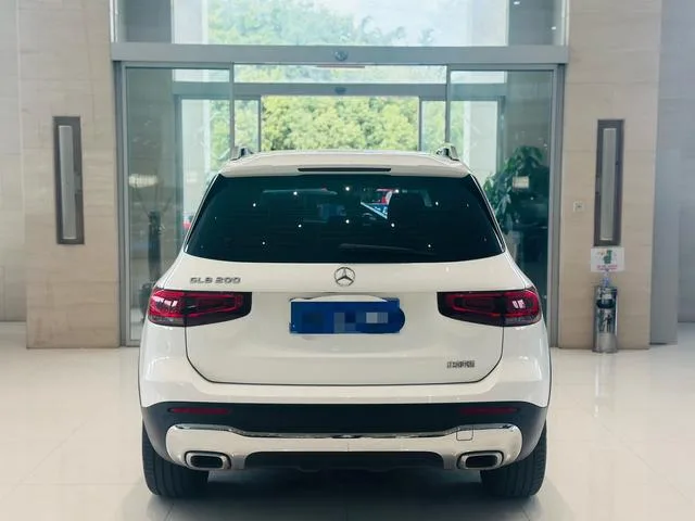 Mercedes-Benz GLB 2022 Second change GLB 200 Fashionable interior photo 7 Mercedes-Benz GLB 2022 Second change GLB 200 Fashionable interior photo 7
