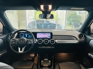 Mercedes-Benz GLB 2022 Second change GLB 200 Fashionable interior photo 9 Mercedes-Benz GLB 2022 Second change GLB 200 Fashionable interior photo 9