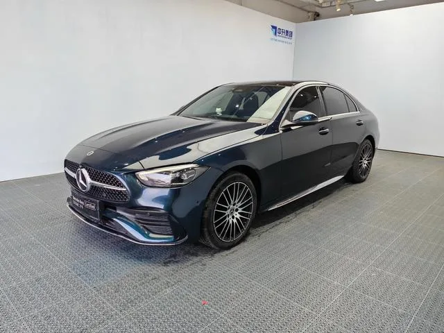 Mercedes-Benz C-Class 2022 C 260 L Versión deportiva exterior foto 1 Mercedes-Benz C-Class 2022 C 260 L Versión deportiva exterior foto 1
