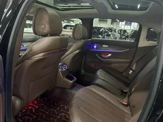 Mercedes-Benz E-Class 2022 E 260 L Coche interior foto 7 Mercedes-Benz E-Class 2022 E 260 L Coche interior foto 7