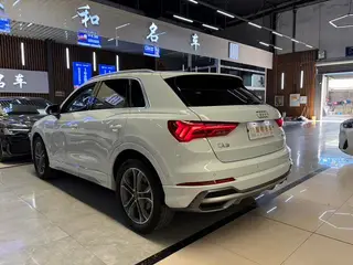 Audi Q3 2020 40 TFSI Fashion dynamic type interior photo 14 Audi Q3 2020 40 TFSI Fashion dynamic type interior photo 14