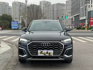 Audi Q5L 2022 Restyling 40T Deluxe Dynamic exterior photo 2 Audi Q5L 2022 Restyling 40T Deluxe Dynamic exterior photo 2