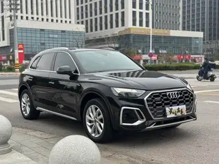 Audi Q5L 2022 Restyling 40T Deluxe Dynamic exterior photo 3 Audi Q5L 2022 Restyling 40T Deluxe Dynamic exterior photo 3