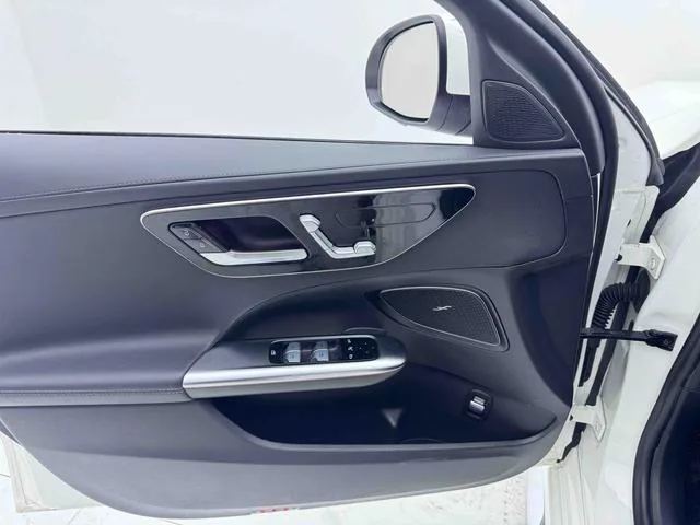 Mercedes-Benz C-Class 2023 C 260 L Sports version exterior photo 5 Mercedes-Benz C-Class 2023 C 260 L Sports version exterior photo 5