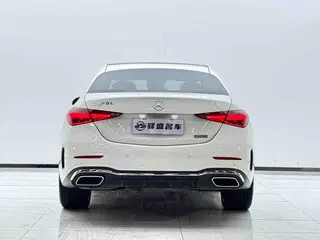 Mercedes-Benz C-Class 2023 C 260 L Sports version interior photo 15 Mercedes-Benz C-Class 2023 C 260 L Sports version interior photo 15