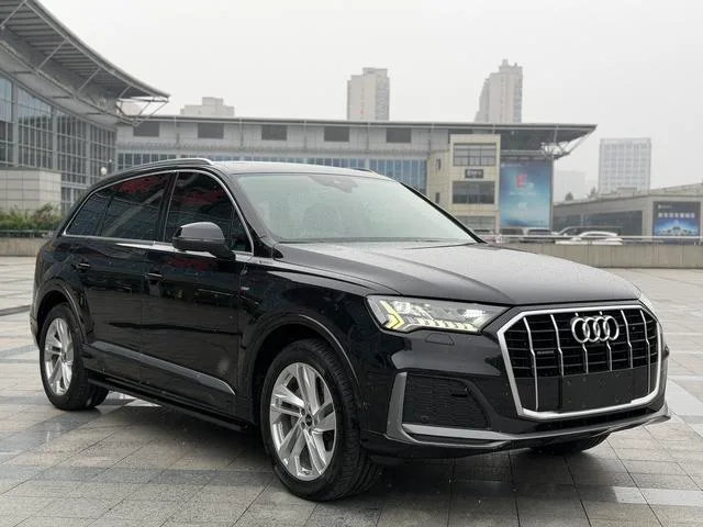 Audi Q7 2021 45 TFSI quattro S line Sportif extérieur photo 3 Audi Q7 2021 45 TFSI quattro S line Sportif extérieur photo 3
