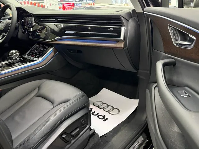 Audi Q7 2021 45 TFSI quattro S line Sportif intérieur photo 11 Audi Q7 2021 45 TFSI quattro S line Sportif intérieur photo 11