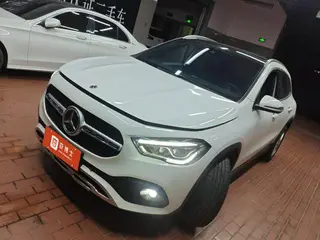 Mercedes-Benz GLA 2023 GLA 200 exterior foto 1 Mercedes-Benz GLA 2023 GLA 200 exterior foto 1