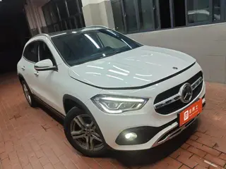 Mercedes-Benz GLA 2023 GLA 200 exterior foto 2 Mercedes-Benz GLA 2023 GLA 200 exterior foto 2