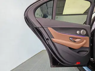 Mercedes-Benz E-Class (Imported) 2022 E 300 Fashion Sports Edition interior photo 14 Mercedes-Benz E-Class (Imported) 2022 E 300 Fashion Sports Edition interior photo 14
