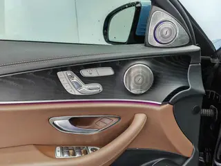 Mercedes-Benz E-Class (Imported) 2022 E 300 Fashion Sports Edition interior photo 18 Mercedes-Benz E-Class (Imported) 2022 E 300 Fashion Sports Edition interior photo 18