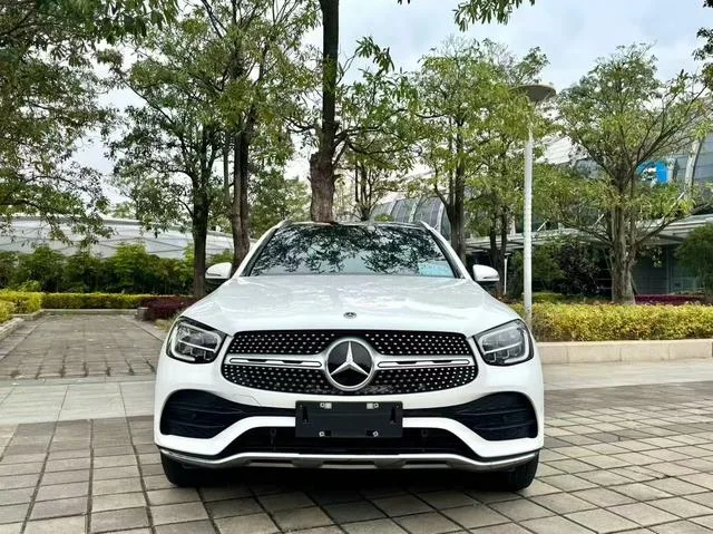 Mercedes-Benz GLC 2022 GLC 260 L 4MATIC De lujo exterior foto 2 Mercedes-Benz GLC 2022 GLC 260 L 4MATIC De lujo exterior foto 2