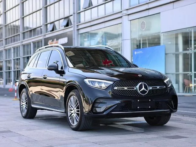 Mercedes-Benz GLC 2024 GLC 300 L 4MATIC Dinámico 5 Asiento exterior foto 3 Mercedes-Benz GLC 2024 GLC 300 L 4MATIC Dinámico 5 Asiento exterior foto 3