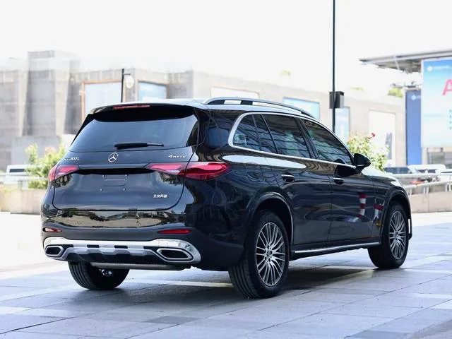 Mercedes-Benz GLC 2024 GLC 300 L 4MATIC Dinámico 5 Asiento exterior foto 4 Mercedes-Benz GLC 2024 GLC 300 L 4MATIC Dinámico 5 Asiento exterior foto 4