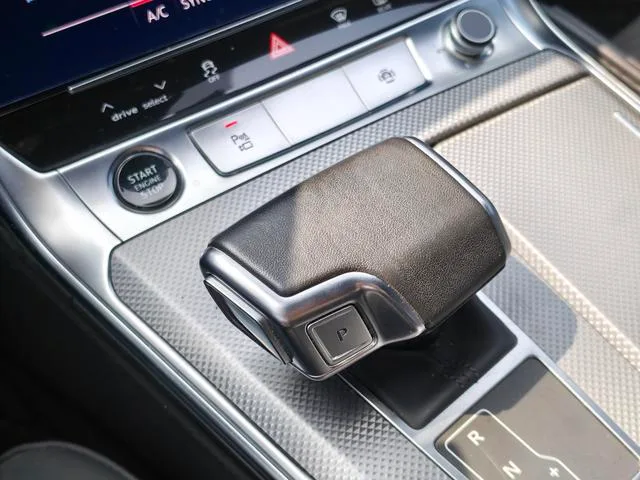 Audi A6L 2024 40 TFSI Deluxe dinámico interior foto 14 Audi A6L 2024 40 TFSI Deluxe dinámico interior foto 14