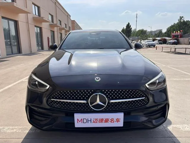 Mercedes-Benz C-Class 2024 C 260 L Edición deportiva Haoye exterior foto 2 Mercedes-Benz C-Class 2024 C 260 L Edición deportiva Haoye exterior foto 2