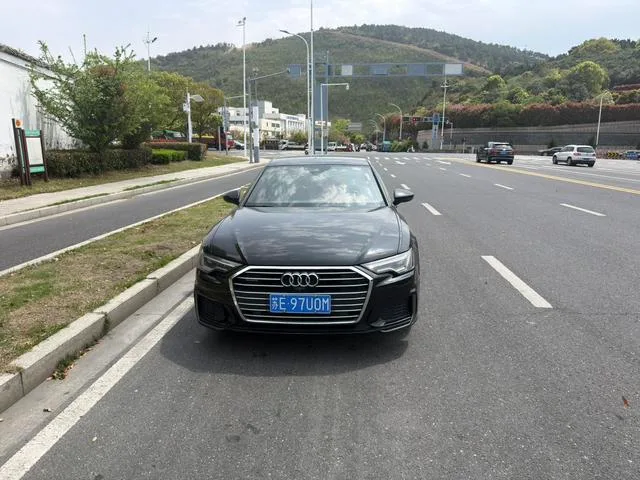 Audi A6L 2021 45 TFSI quattro Zhenxuan Zhiya Type exterior photo 2 Audi A6L 2021 45 TFSI quattro Zhenxuan Zhiya Type exterior photo 2